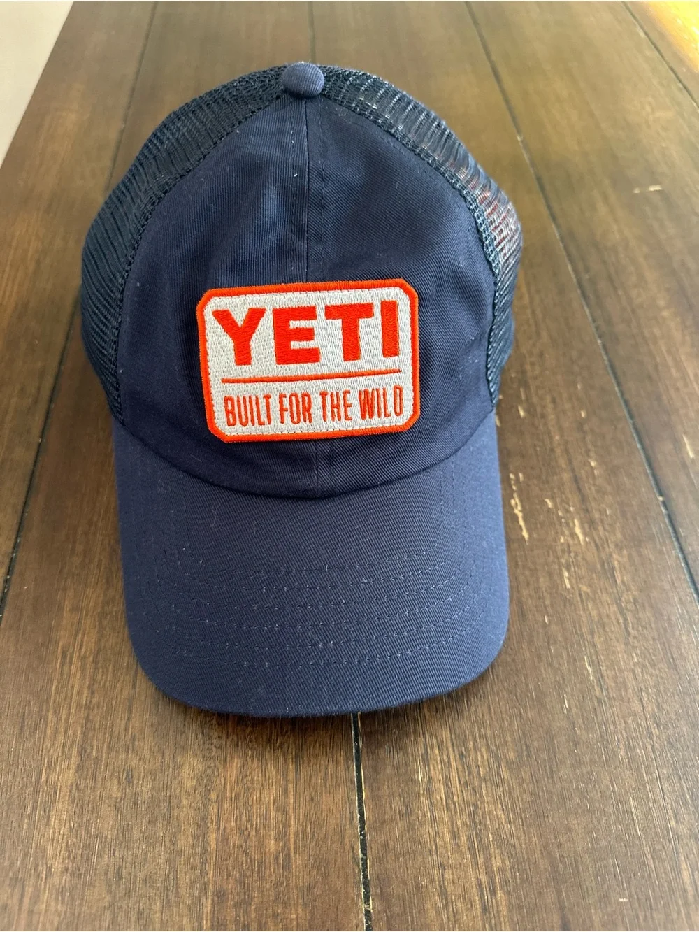 Yeti logo hat